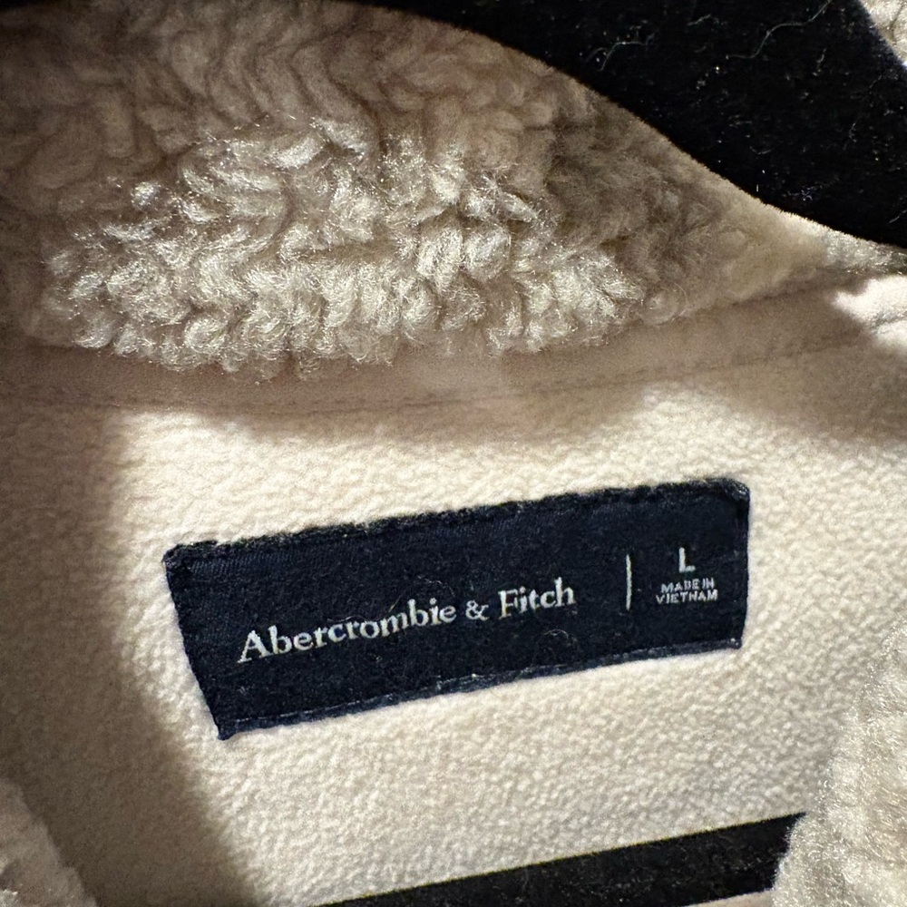 Abercrombie Men’s Patterned Jacket - image 3